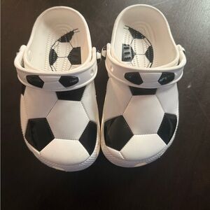 Kids J1 Soccer Crocs